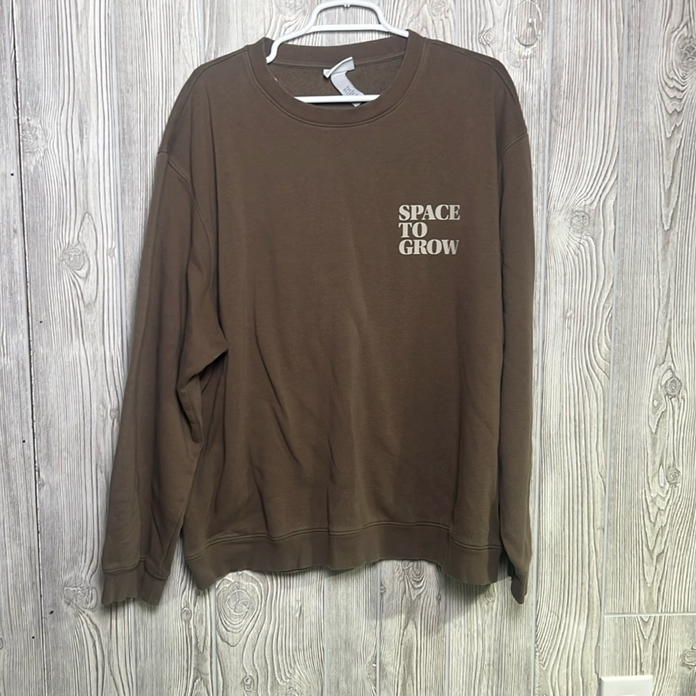 H & M regular fit crewneck sweatshirt space to grow brown size xxl